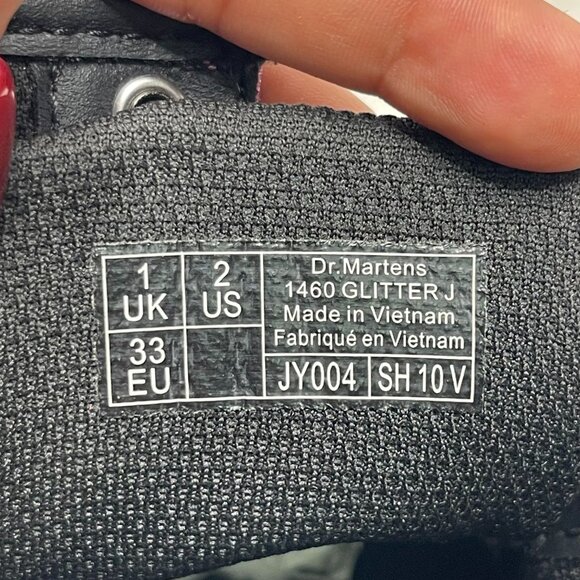 Dr. Martens Kid's #1460 Glitter Purple Patent Leather Boots Shoes Size 2 US - Picture 5 of 10